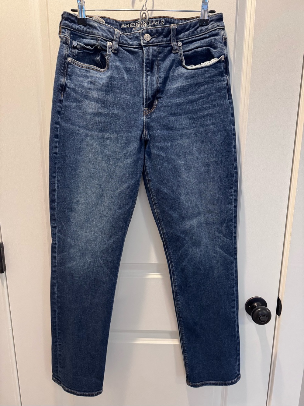 American Eagle Outfitters Women's Medium-Dark Blue Straight Leg Jeans